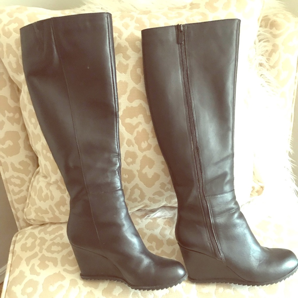 Kenneth Cole wedge leather boots